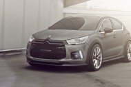 Citroen DS4 Racing Concept – to topowa odmiana DS4, skonstruowana przez dział Citroen Racing- zajmujący się wyczynowymi pojazdami marki. Prototyp ma silnik 1.6 turbodoładowany, o mocy aż 256 KM( to prawie 160KM z 1 l. pojemności). Citroen DS4 Racing Concept – to topowa odmiana DS4, skonstruowana przez dział Citroen Racing- zajmujący się wyczynowymi pojazdami marki. Prototyp ma silnik 1.6 turbodoładowany, o mocy aż 256 KM( to prawie 160KM z 1 l. pojemności).