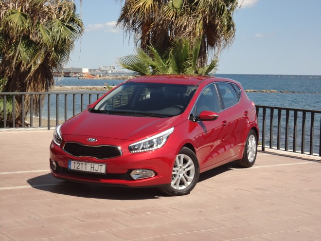 KIA Cee'd - przód